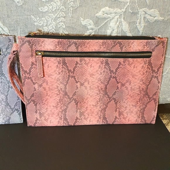 Two Snake skin Printed bags - Picture 4 of 6